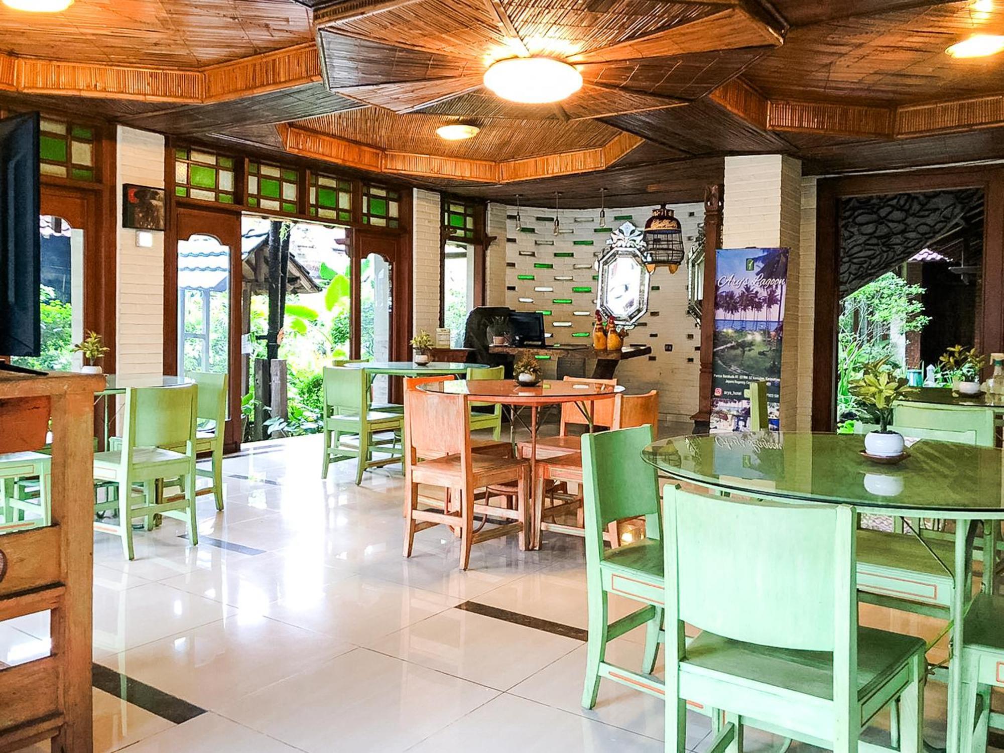 Arys Garden Hotel Yogyakarta יוגיאקרטה מראה חיצוני תמונה