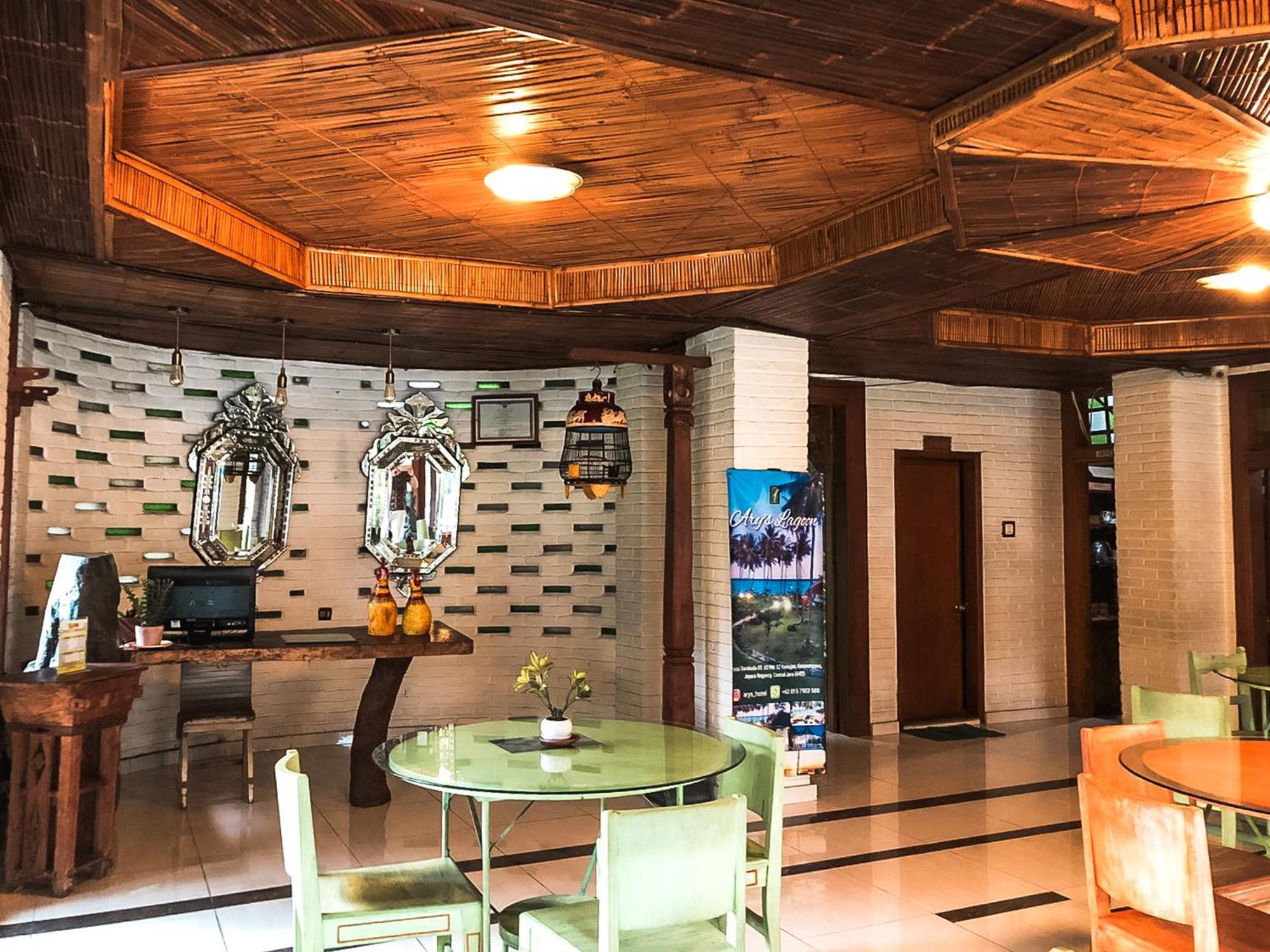 Arys Garden Hotel Yogyakarta יוגיאקרטה מראה חיצוני תמונה