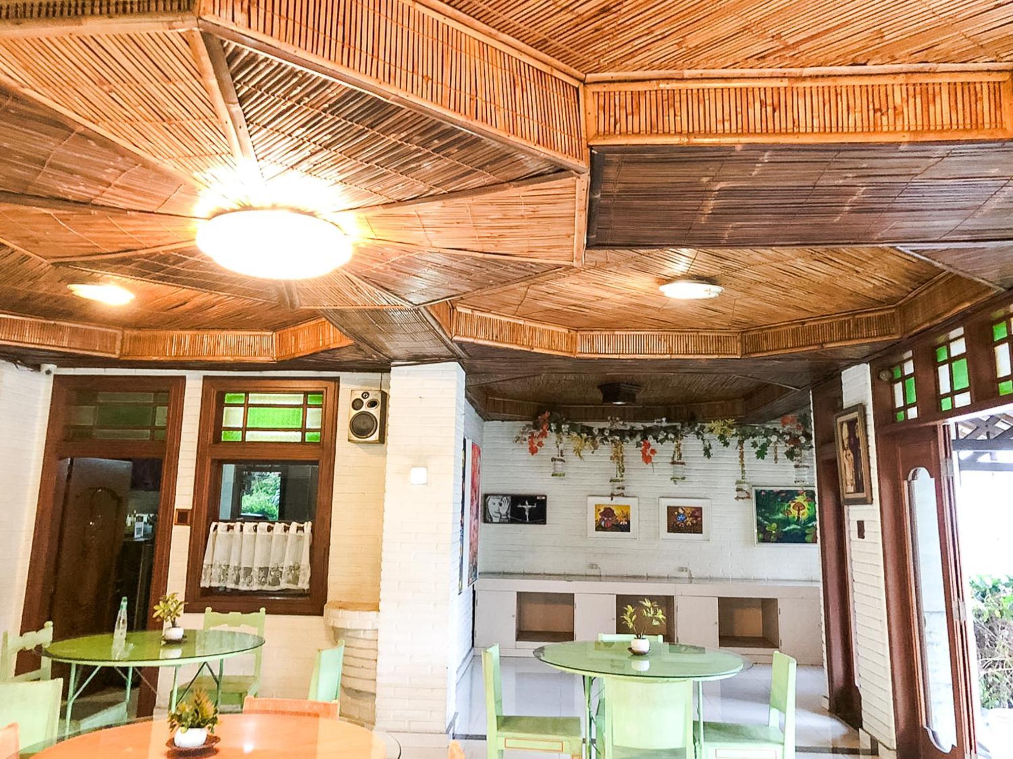Arys Garden Hotel Yogyakarta יוגיאקרטה מראה חיצוני תמונה
