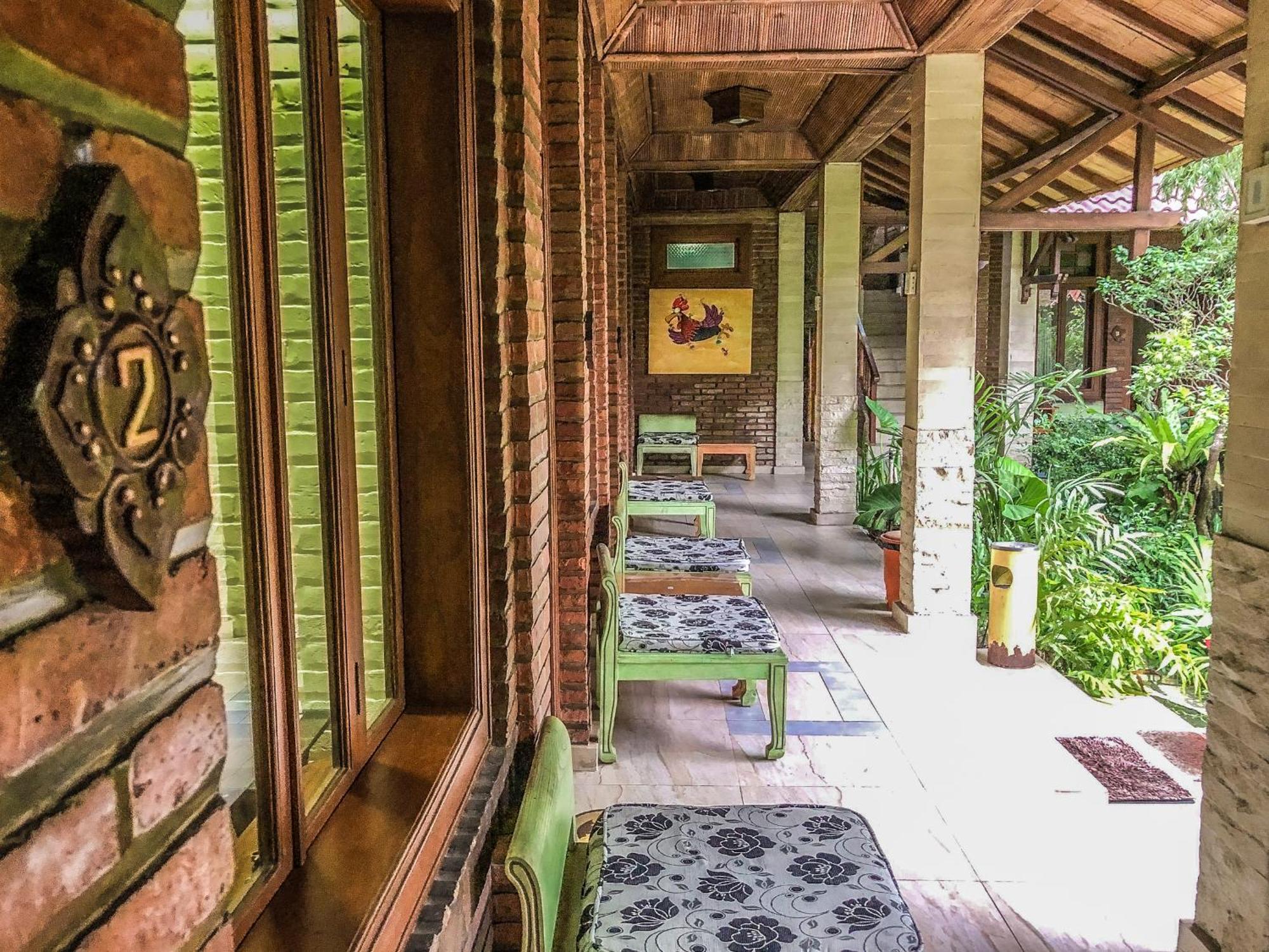 Arys Garden Hotel Yogyakarta יוגיאקרטה מראה חיצוני תמונה